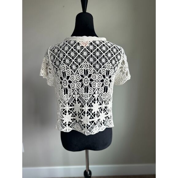 NWOT GLG Women's Cream Knit Crochet Button Front Short Sleeve Top Size M - Picture 4 of 9